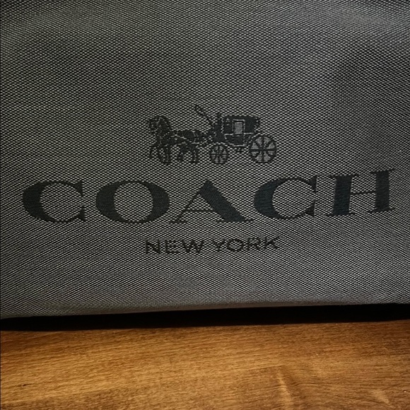 COACH Dalton Shoulder Bag. - Picture 2 of 10